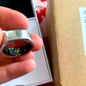 Oura ring